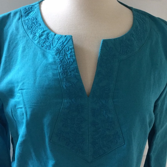 NWOT Linen-cotton blend long.-sleeved tunic. - Picture 2 of 7